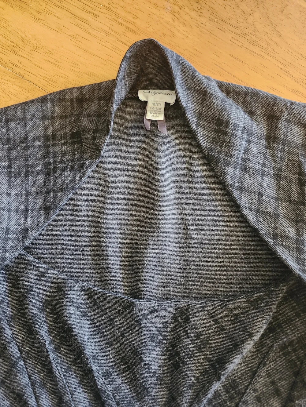 Dynamite Fitted Gray Plaid Midi Sheath Dress With Stretch - Picture 5 of 7